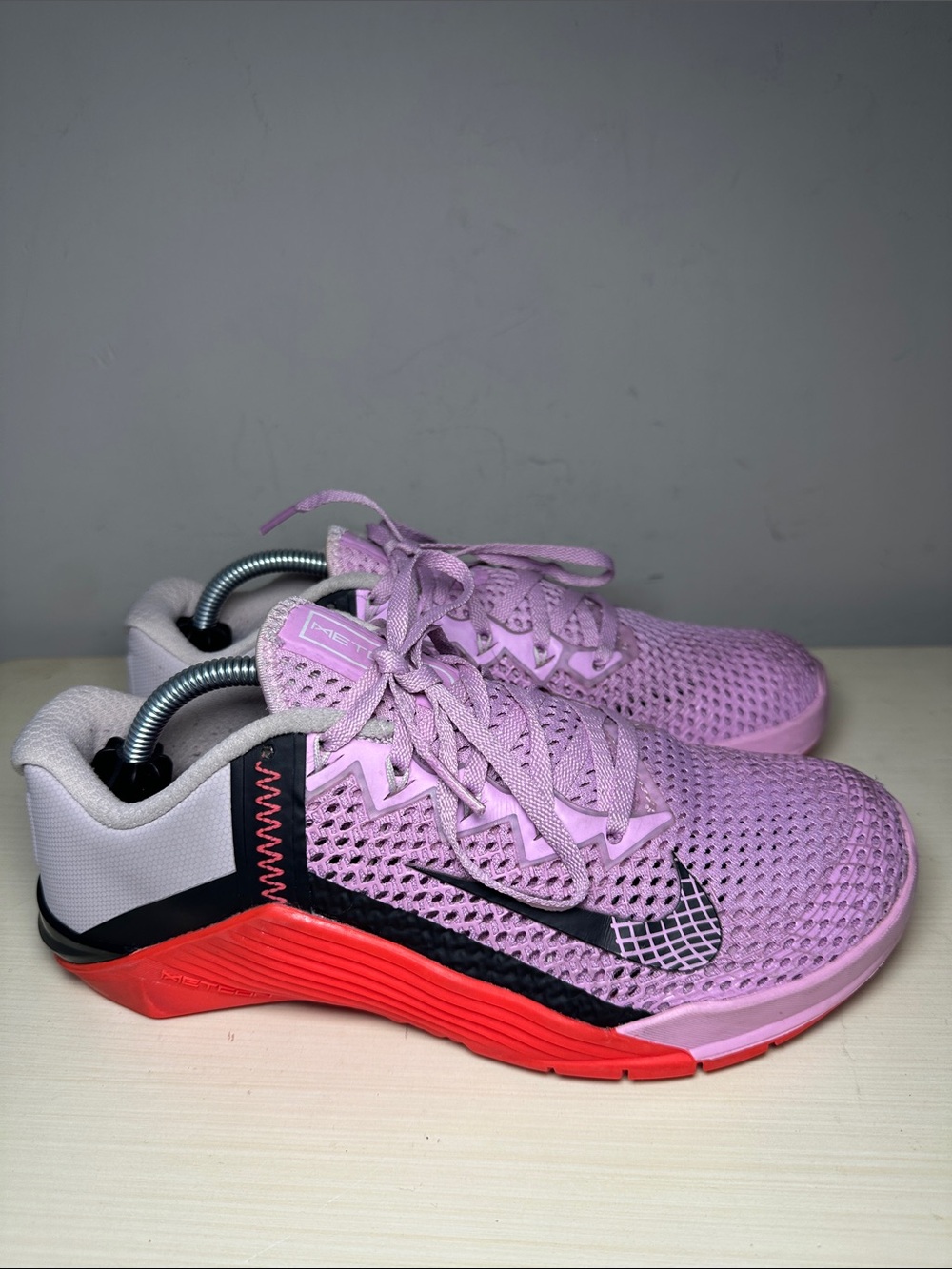 Nike Metcon 6 Beyond Pink Flash Crimson Lavender and Red Mesh Training Sneakers